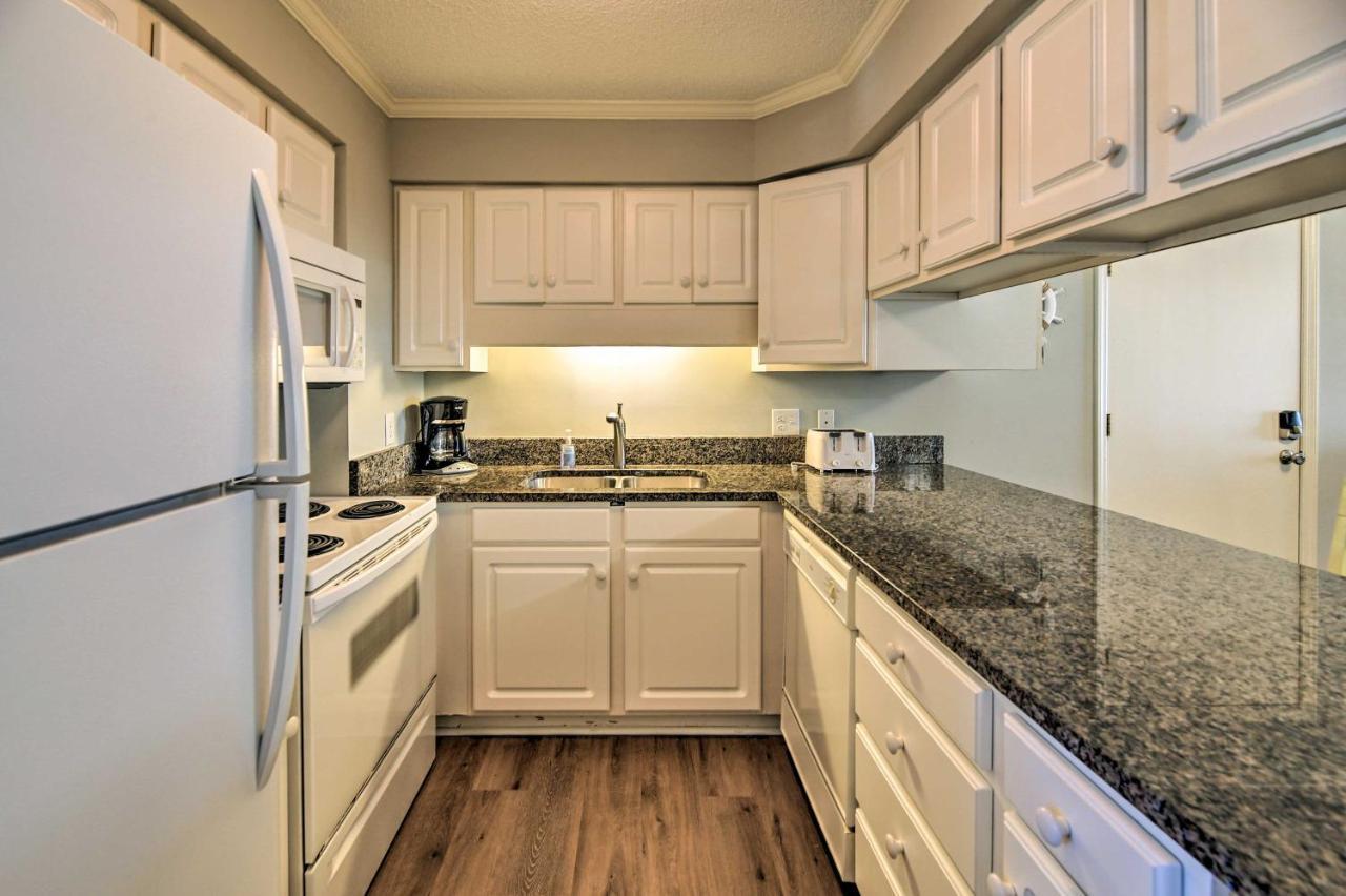 Emerald Isle Resort-Style Condo Walk To Beaches! Екстериор снимка